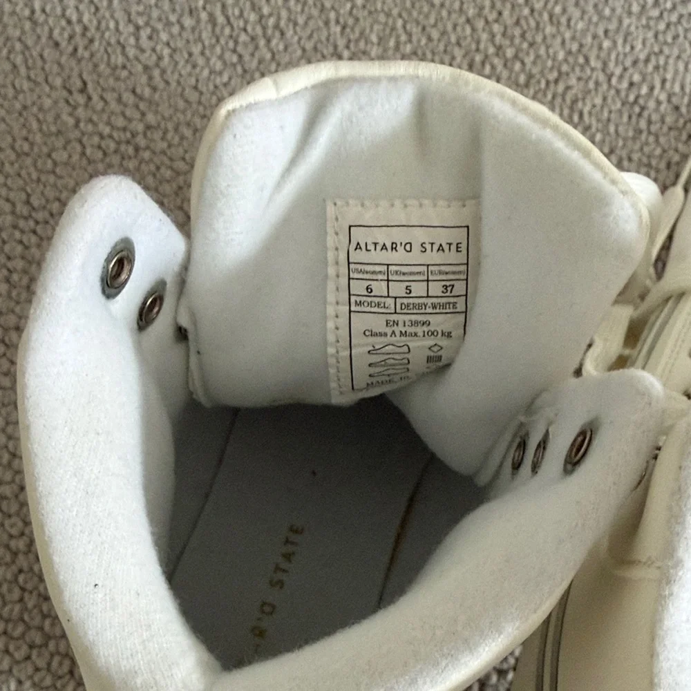 Altar'd State White Roller Skates - Picture 3 of 6